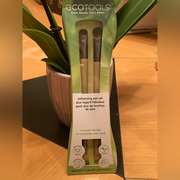 EcoTools Eye Enhancing Duo Makeup Brush Set - Picture 1 of 12